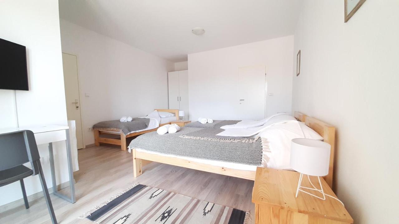Posteja Rooms Zadar Eksteriør bilde